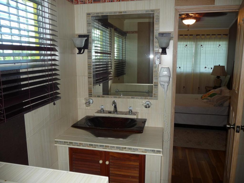 Hotel Casa Amarilla Et Restaurant Пунта-Чаме Экстерьер фото